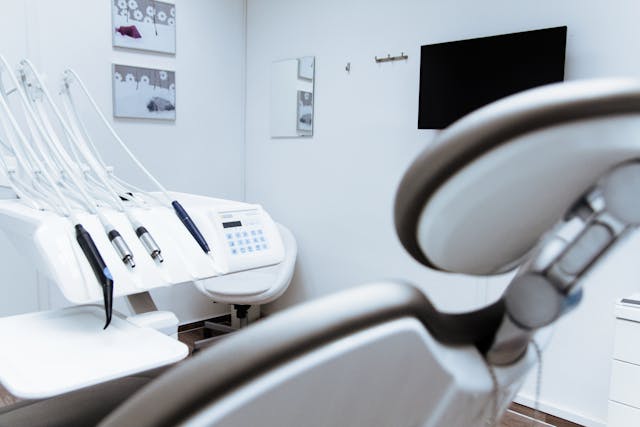 Dental Care BSD, Perawatan Gigi Lengkap dan Terpercaya
