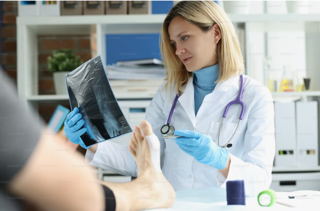 Dokter Spesialis Ortopedi dan Traumatologi